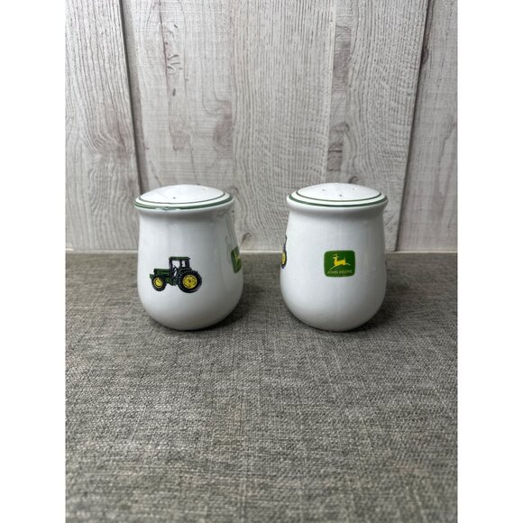 John Deere Gibson Ceramic Tractor Vtg Salt & Pepper Shakers w/ Handle Farmhouse - Picture 3 of 8